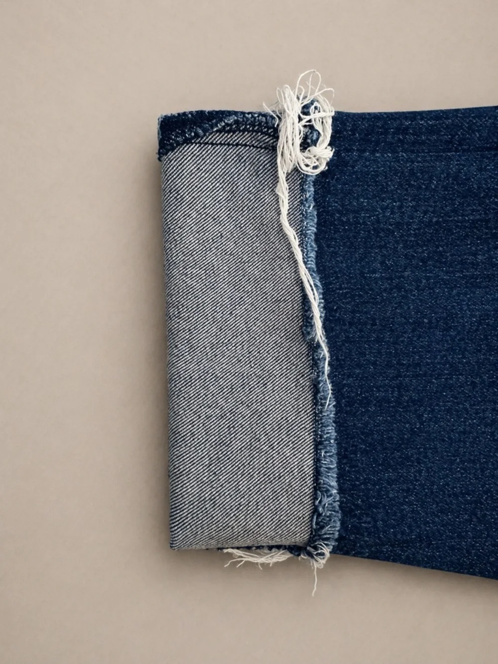 Levi’s Wedgie Straight Jeans Sz 32 High Rise Button Fly Distressed Dark Wash